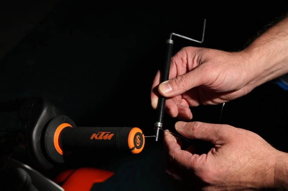 Gear Gremlin Locking Wire Kit (GG130) 2 Gear Gremlin Locking Wire Kit (GG130) - Image 2